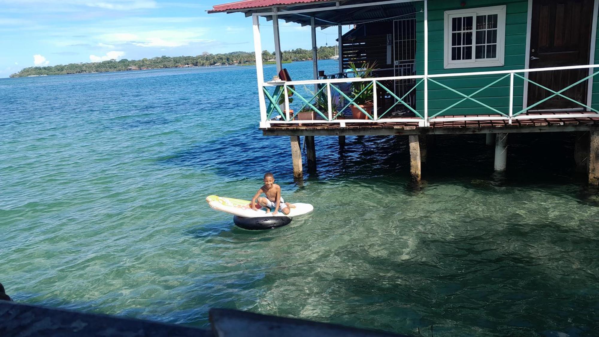 Hostal On The Sea Bocas del Toro Buitenkant foto