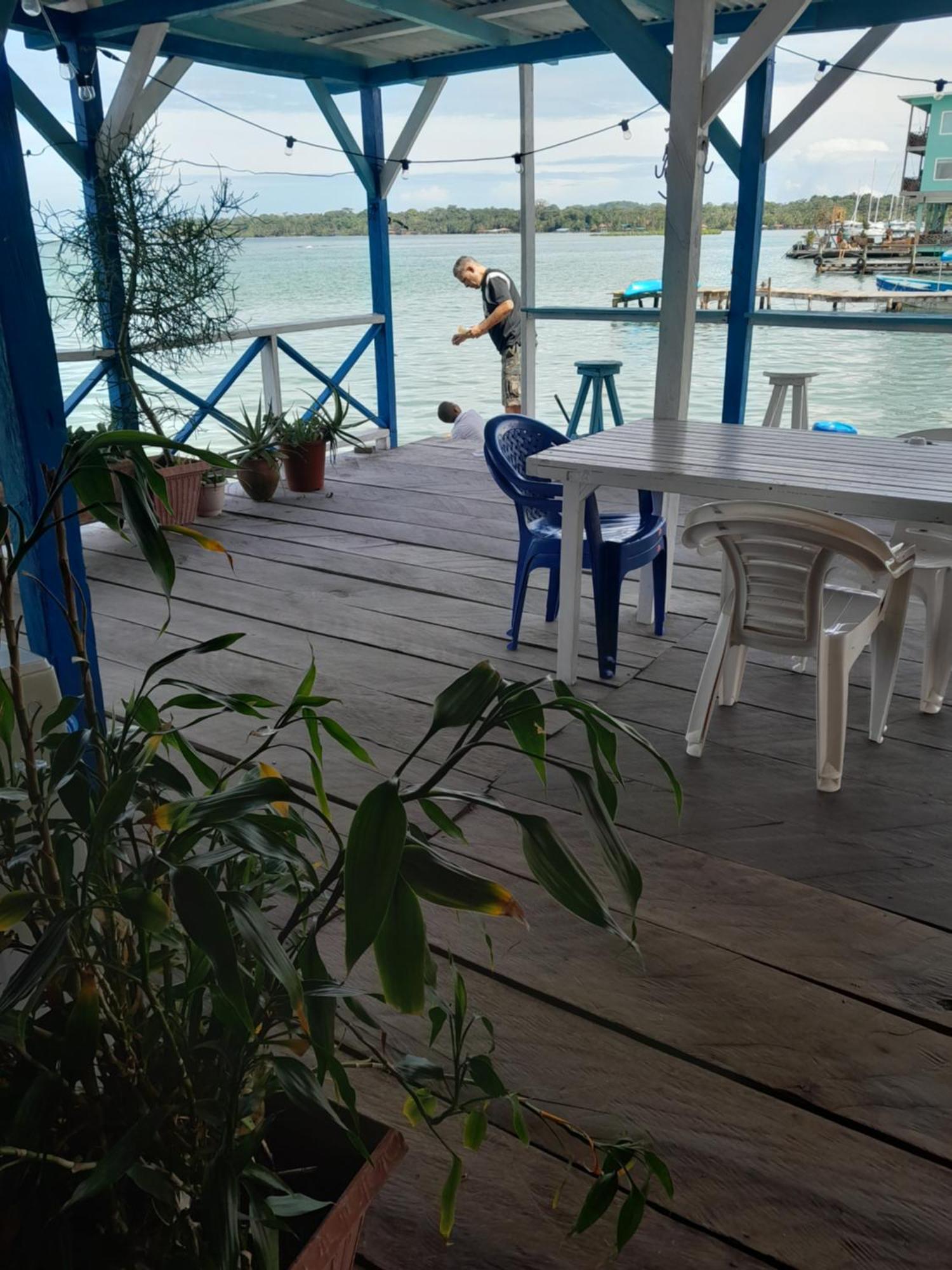 Hostal On The Sea Bocas del Toro Buitenkant foto