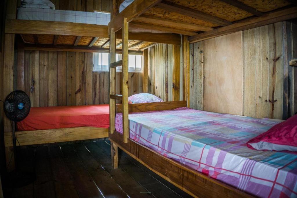 Hostal On The Sea Bocas del Toro Buitenkant foto